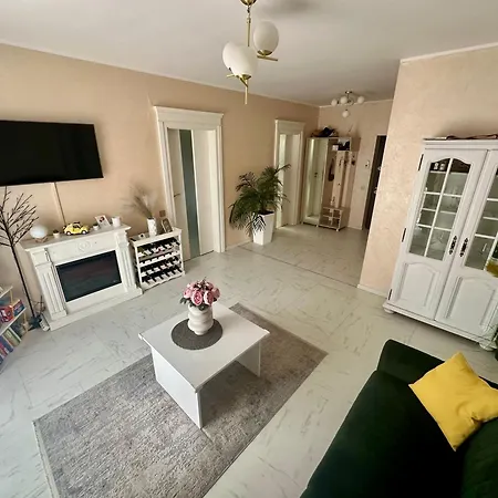 Untold Apartament *